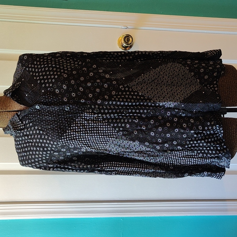 Black patterned long sleeve blouse